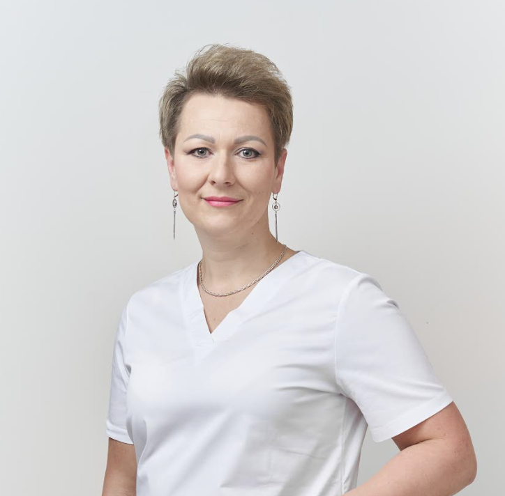 Magdalena Cabała, asystentka stomatologiczna w gabinecie stomatologicznym EstiDental w Krakowie